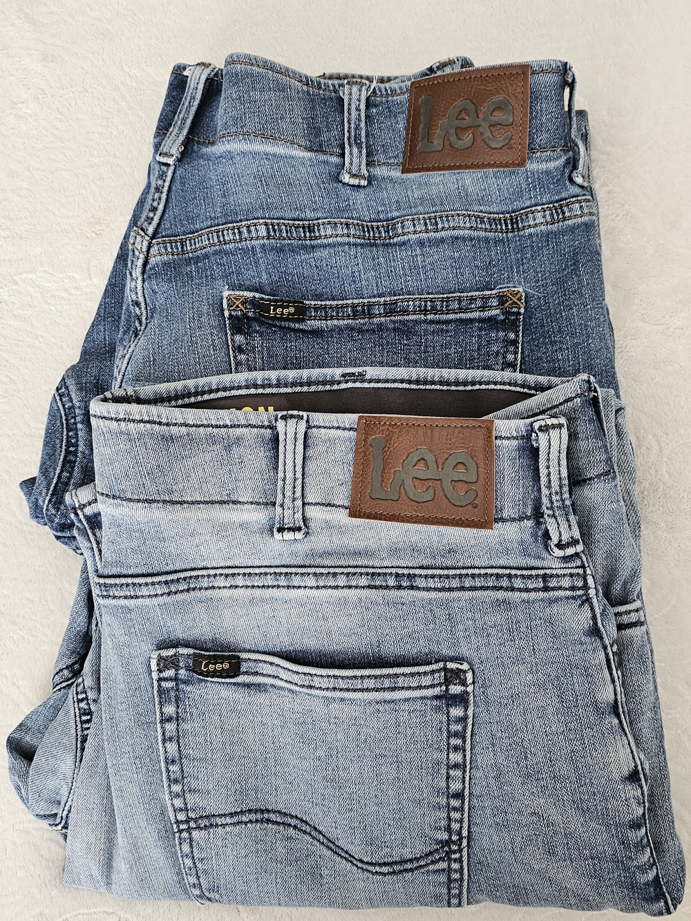 2 Pr Lee Extreme Comfort Mens Jeans 38x29 Euc Denim Straight Leg Comfort Flex